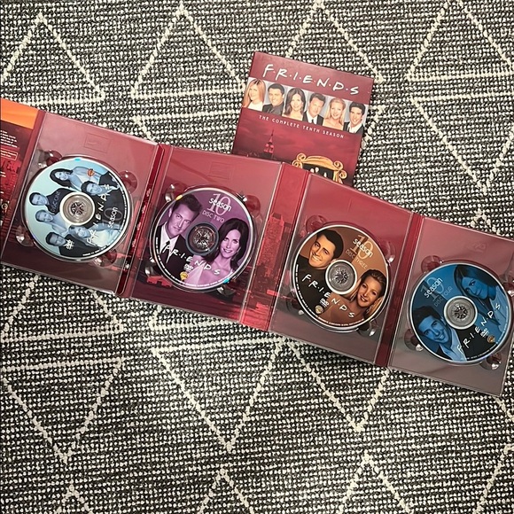 Friends Complete Tenth Season DVD Set - Picture 2 of 2